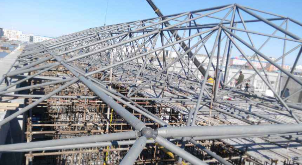 安徽细数网架装配中抉择应用钢结构对室第的优势